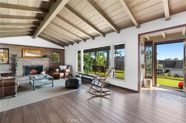 1640 Hillcrest Drive, Laguna Beach, CA 92651