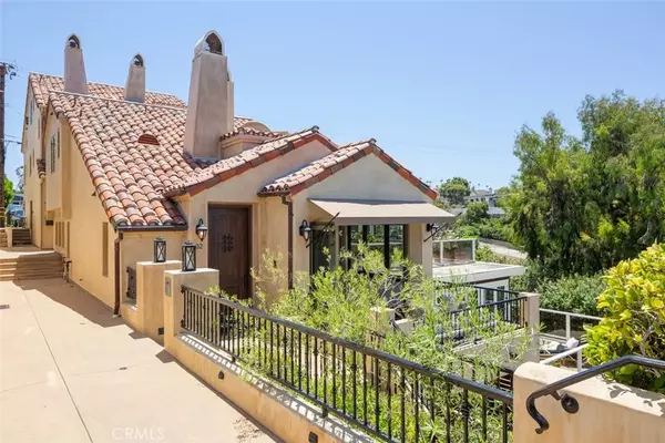 402 Dahlia, Corona Del Mar, CA 92625