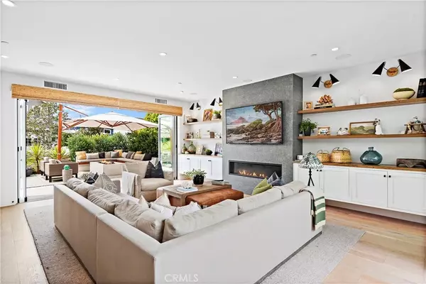 Corona Del Mar, CA 92625,302 Iris Avenue