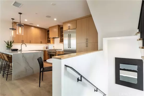 Corona Del Mar, CA 92625,715 Narcissus Avenue