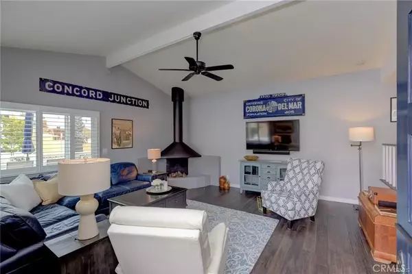 Corona Del Mar, CA 92625,600 Iris Avenue