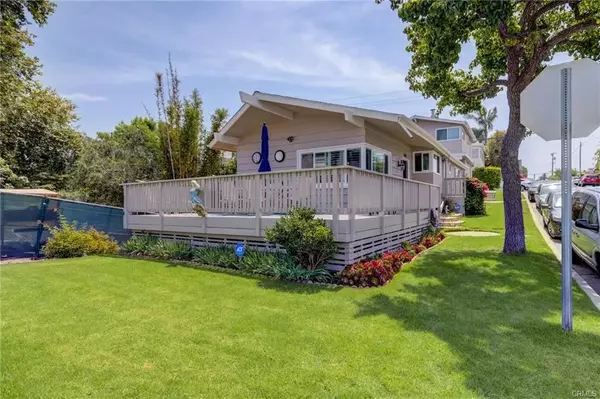 600 Iris Avenue, Corona Del Mar, CA 92625