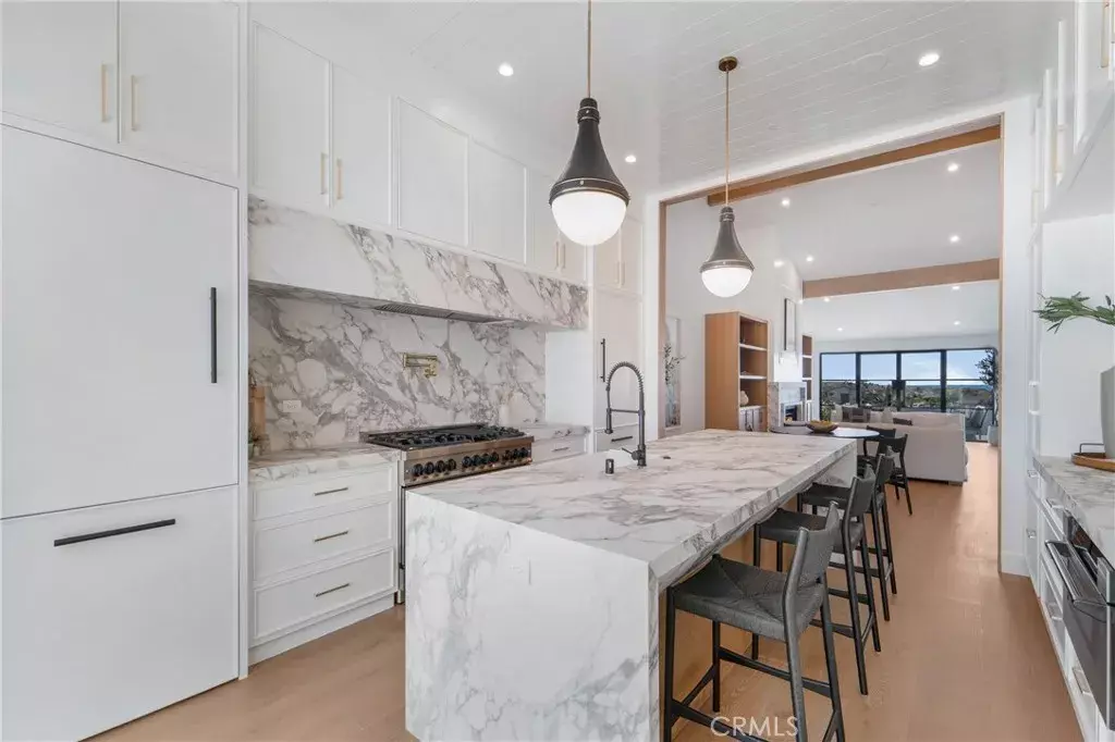 Corona Del Mar, CA 92625,36 Mainsail Drive