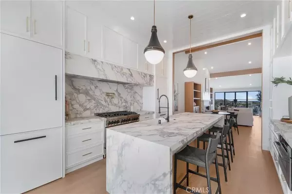 36 Mainsail Drive, Corona Del Mar, CA 92625