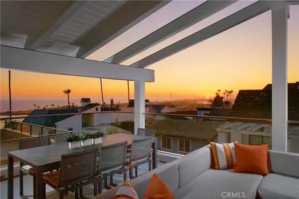 Corona Del Mar, CA 92625,219 Goldenrod Avenue