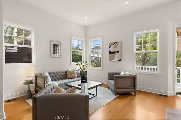 Corona Del Mar, CA 92625,2730 Bayside Drive