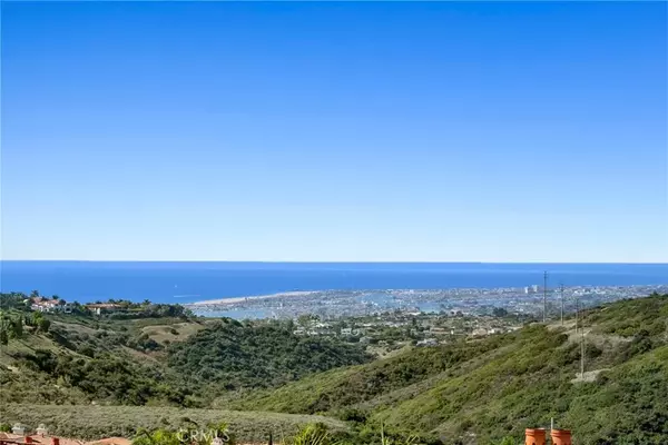Newport Coast, CA 92657,5 Torrey Pine Drive