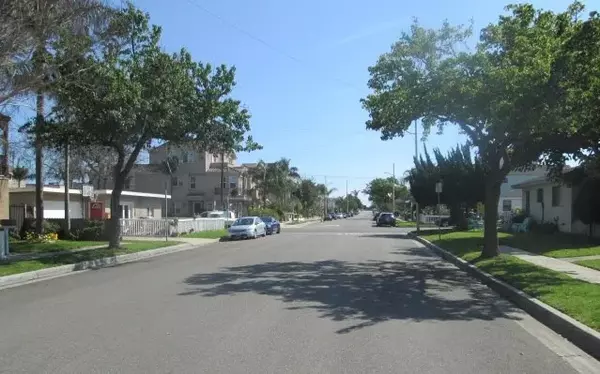 Huntington Beach, CA 92648,1216 California Street