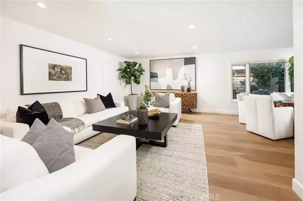 Corona Del Mar, CA 92625,3514 Surfview