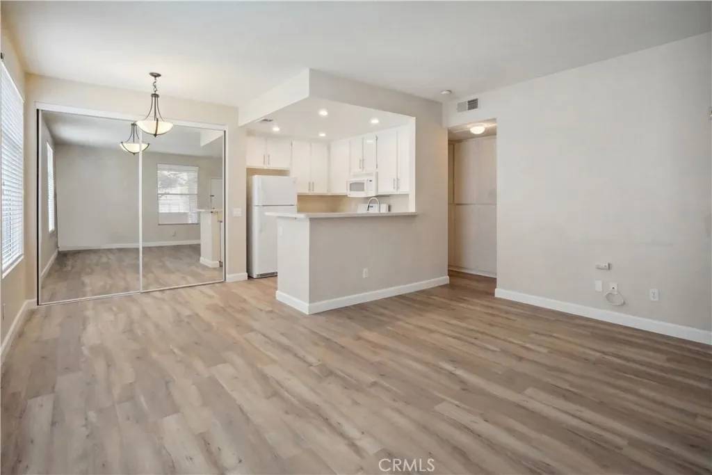 Lake Forest, CA 92610,19431 Rue De Valore #59D