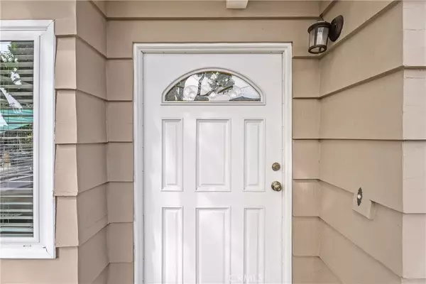 Corona Del Mar, CA 92625,500 Larkspur Avenue