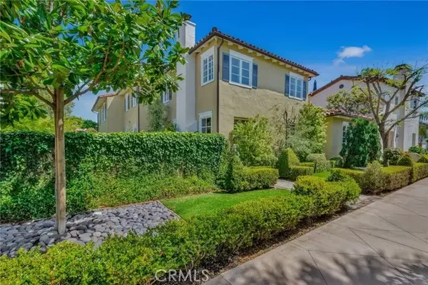 Newport Beach, CA 92663,209 Via Dijon