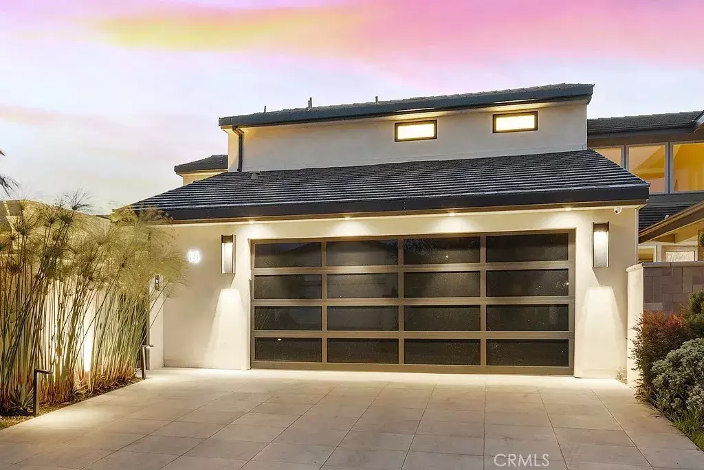 Corona Del Mar, CA 92625,15 Shoal Drive