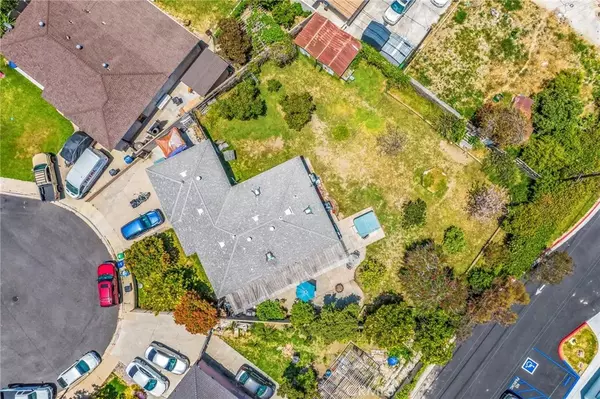 8591 Enid Lane, Midway City, CA 92655