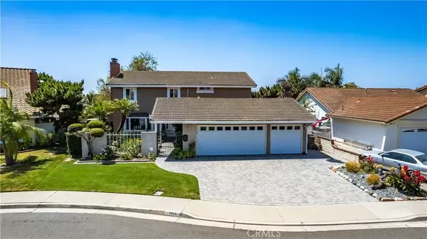 11168 Blue Allium Avenue, Fountain Valley, CA 92708