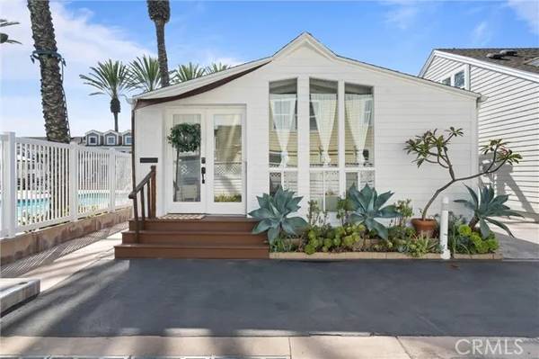 30 Bolivar, Newport Beach, CA 92663