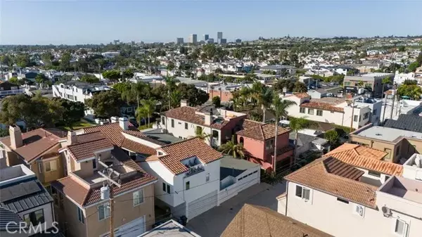 Corona Del Mar, CA 92625,314 Narcissus Avenue