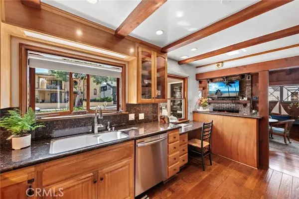 Newport Beach, CA 92661,2004 E Ocean Boulevard