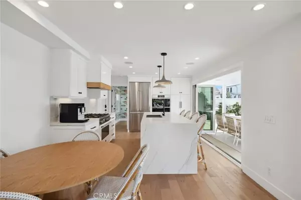 Newport Beach, CA 92662,300 Coral Avenue
