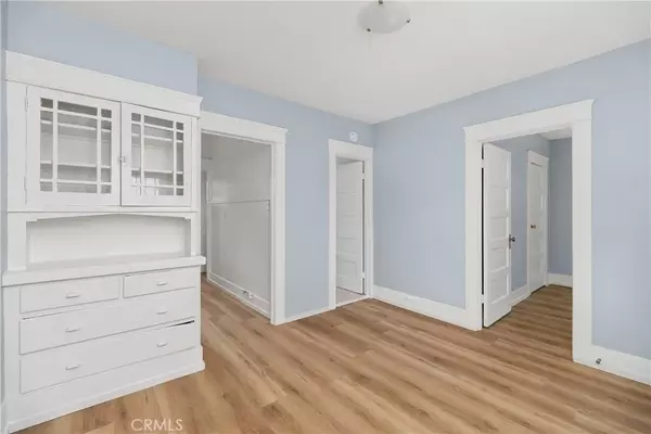 1070 Loma Vista Drive, Long Beach, CA 90813