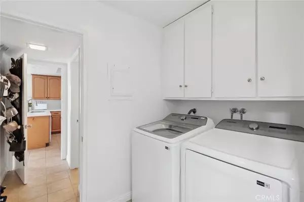 505 Acacia Avenue, Corona Del Mar, CA 92625