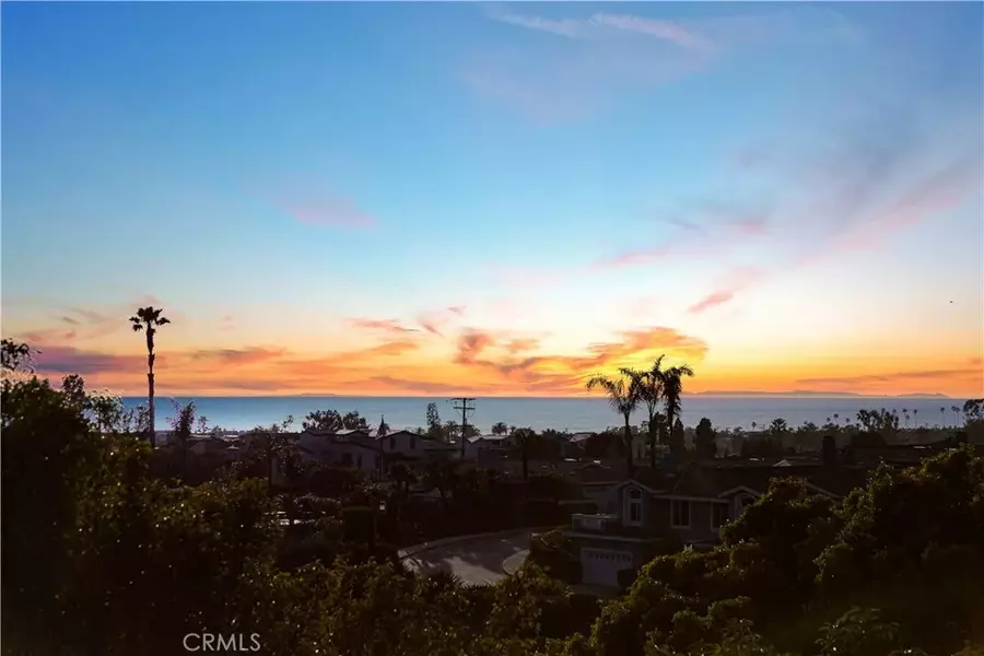 978 Sandcastle Drive, Corona Del Mar, CA 92625