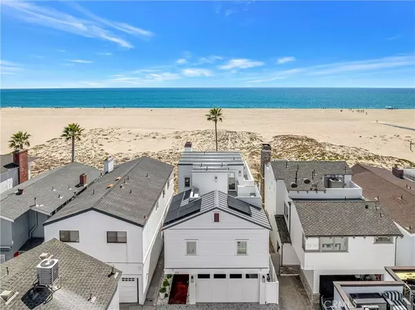 Newport Beach, CA 92661,114 Oceanfront East