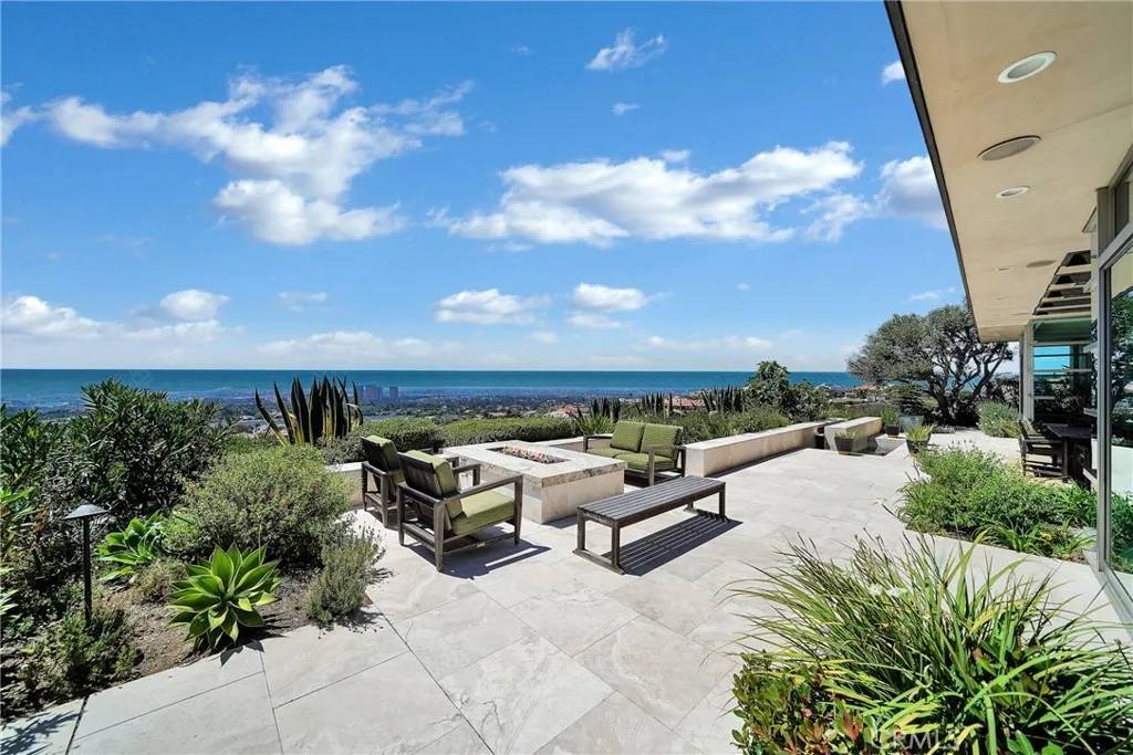9 Jade Cove, Corona Del Mar, CA 92625