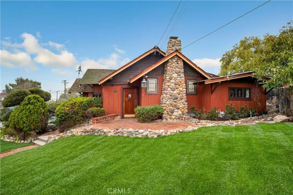 Laguna Beach, CA 92651,310 Hawthorne Road