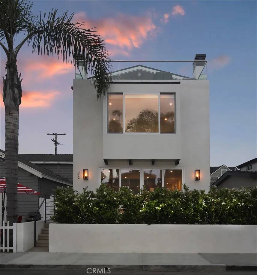 312 35th Street, Newport Beach, CA 92663