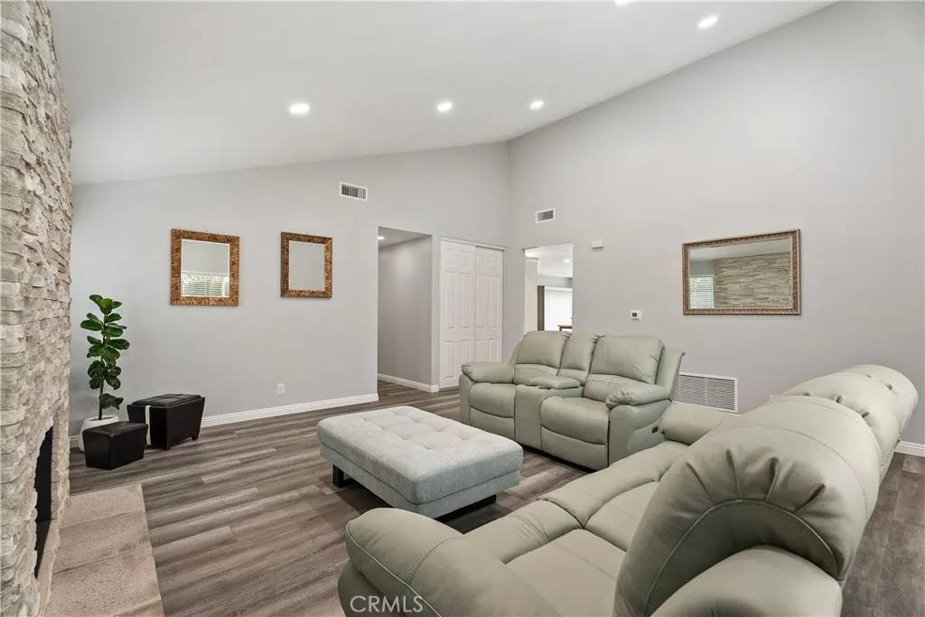 Cypress, CA 90630,11699 Cozumel Street