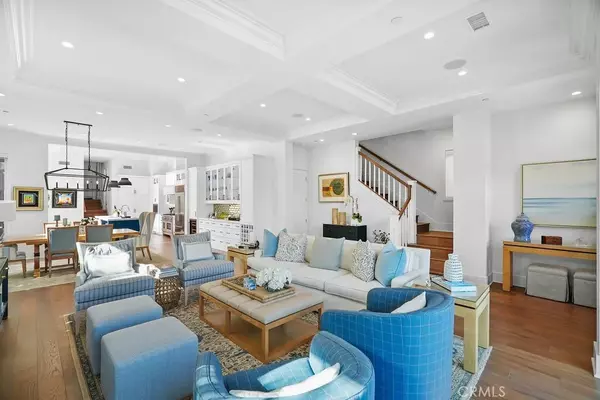 Corona Del Mar, CA 92625,411 Heliotrope Avenue