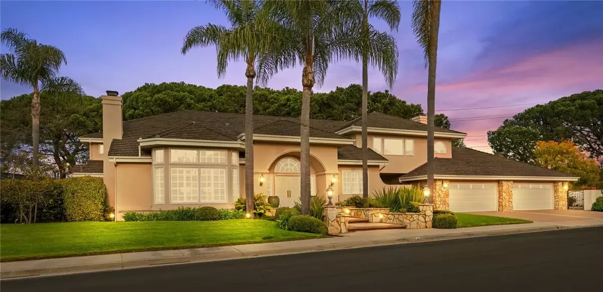 Newport Beach, CA 92660,4 Huntington Court
