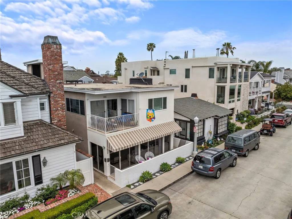 Newport Beach, CA 92662,119 Ruby Avenue