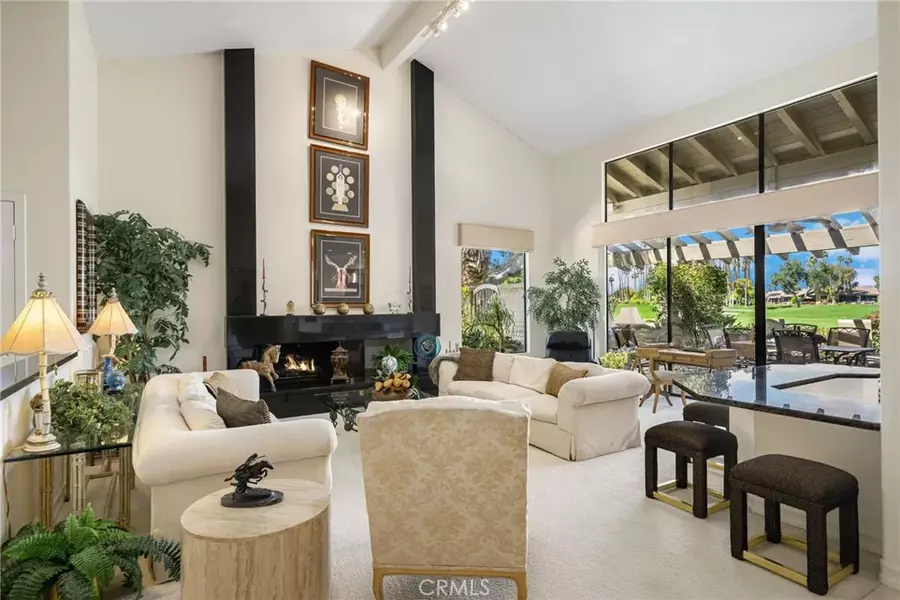228 Wild Horse Drive, Palm Desert, CA 92211
