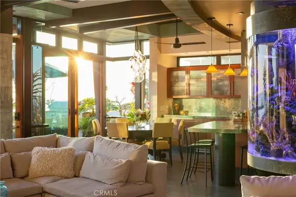 Corona Del Mar, CA 92625,3116 Ocean Boulevard
