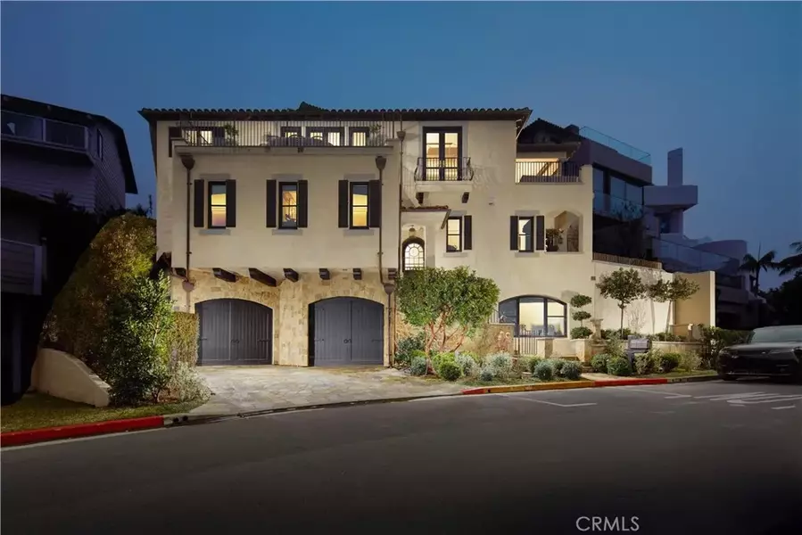 11 Emerald Bay, Laguna Beach, CA 92651