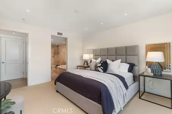 Irvine, CA 92612,8050 Scholarship