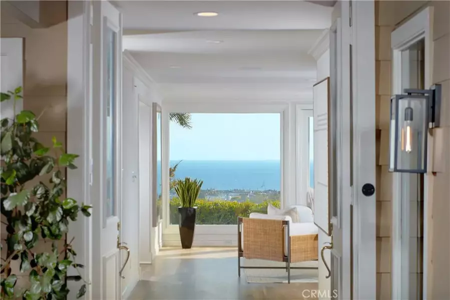 2821 Ebbtide Road, Corona Del Mar, CA 92625