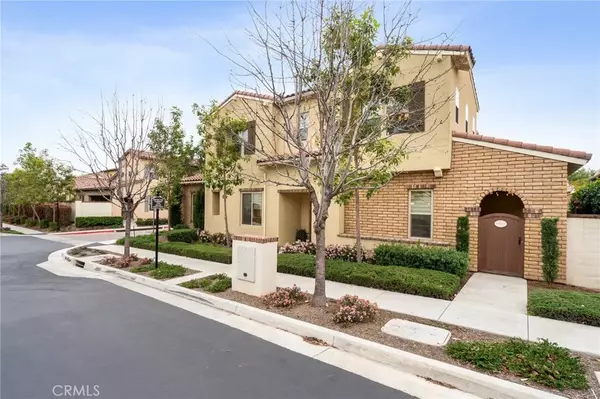 Brea, CA 92823,3395 Calle Del Sol
