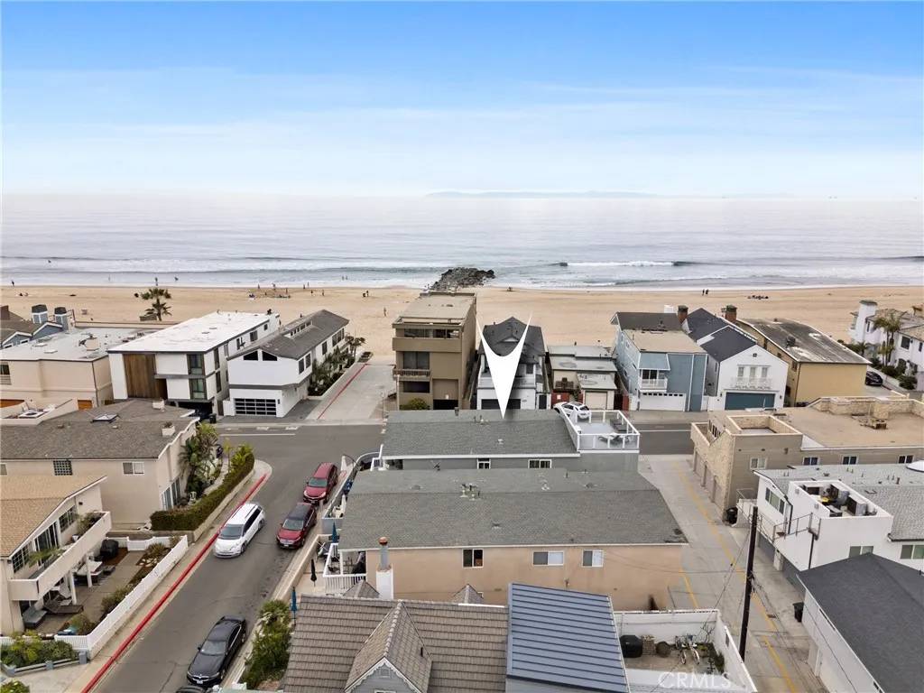 Newport Beach, CA 92663,4404 Seashore Drive