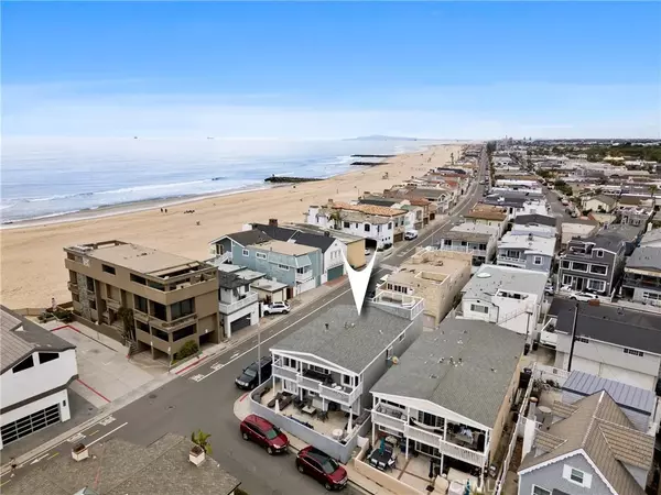 Newport Beach, CA 92663,4404 Seashore Drive