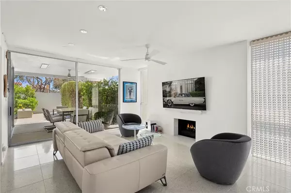 Corona Del Mar, CA 92625,733 Avocado Avenue #108