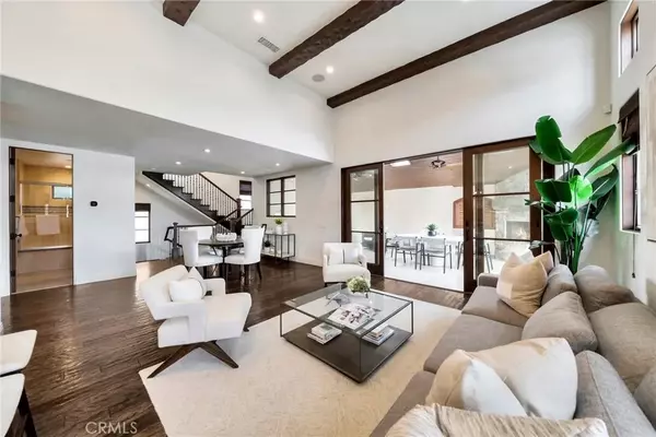 Corona Del Mar, CA 92625,430 Heliotrope Avenue