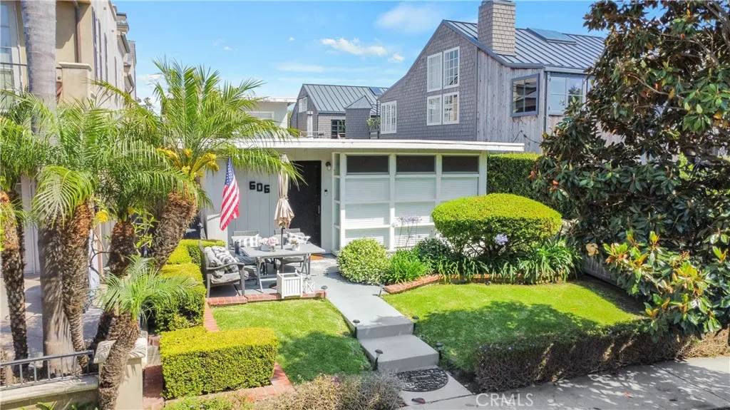 606 Begonia Avenue, Corona Del Mar, CA 92625
