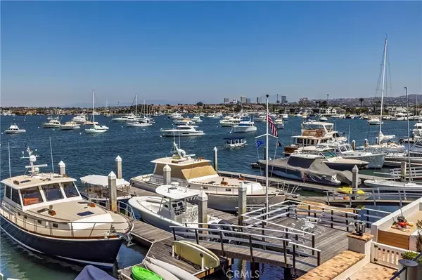 812 W Bay Ave, Newport Beach, CA 92661