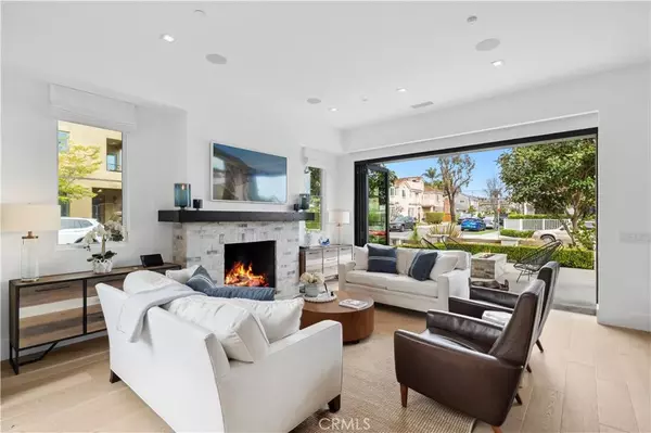 Corona Del Mar, CA 92625,429 Marigold Avenue