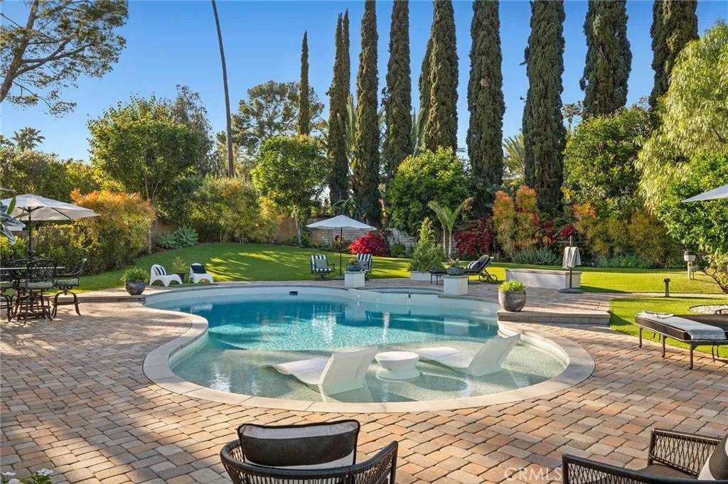 Santa Ana, CA 92705,2121 Valhalla Drive