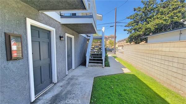 Buena Park, CA 90621,5882 Western Avenue