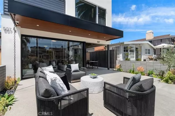 Corona Del Mar, CA 92625,507 Marguerite Avenue
